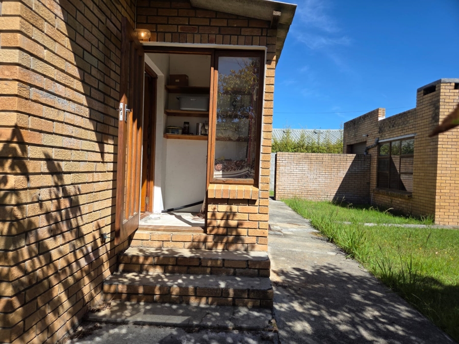 2 Bedroom Property for Sale in Kleinmond Western Cape